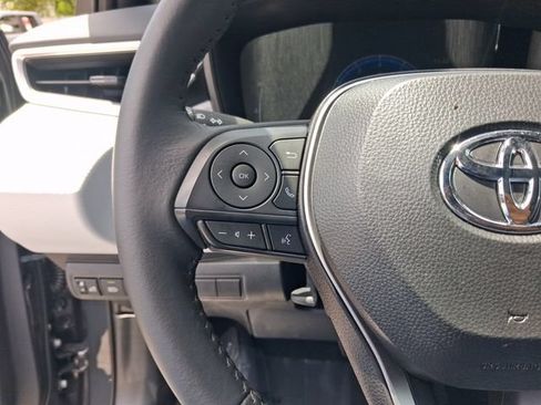 Used 2026 Toyota Corolla SE FWD image 17