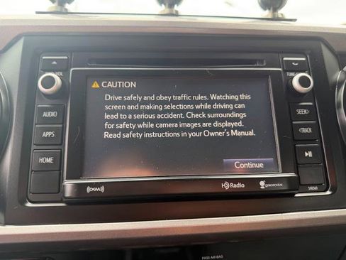 Used 2018 Toyota Tacoma SR5 image 14