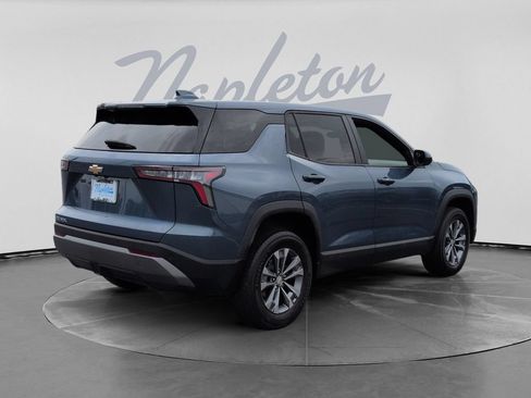 Used 2025 Chevrolet Equinox LT FWD image 8