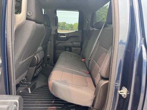 Used 2021 Chevrolet Silverado 1500 LT AWD/4WD image 10