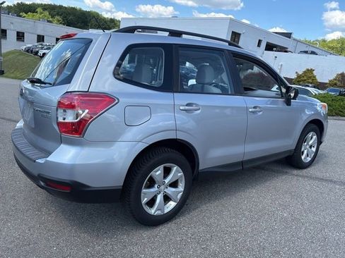 Used 2015 Subaru Forester 2.5i w/ Alloy Wheel Package AWD/4WD image 5