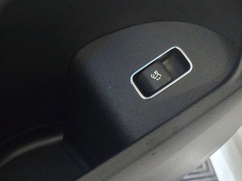 Certified 2025 Mercedes-Benz GLE 450 4MATIC Coupe image 35