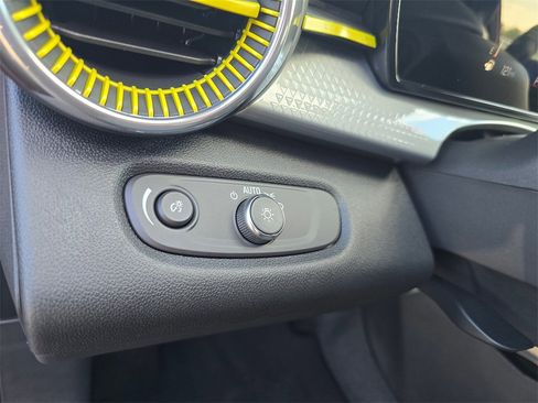 New 2026 Chevrolet Trax LT w/ Driver Confidence Package image 21