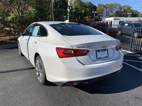 Used 2016 Chevrolet Malibu Premier w/ Driver Confidence Package image 6