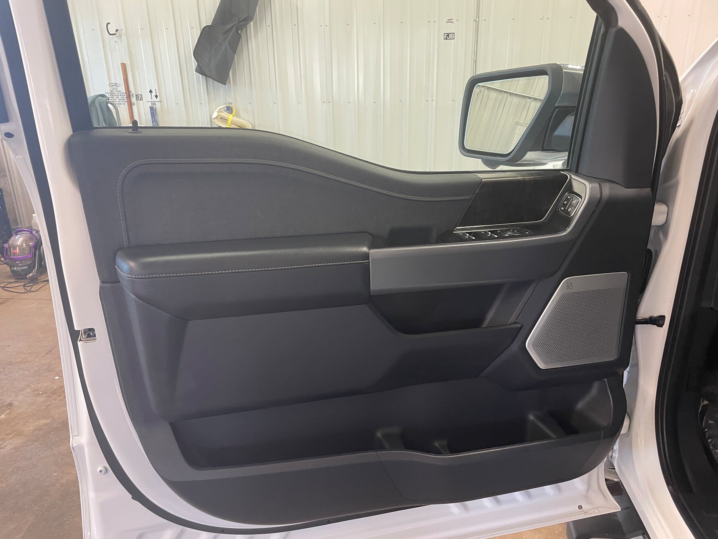 Used 2022 Ford F150 Lariat w/ Equipment Group 502A High AWD/4WD image 10