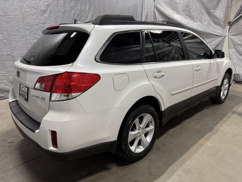 Used 2013 Subaru Outback 2.5i Limited w/ Moonroof Pkg AWD/4WD image 6