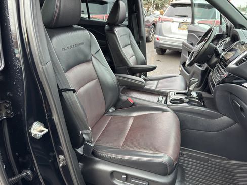 Used 2019 Honda Ridgeline Black Edition image 13