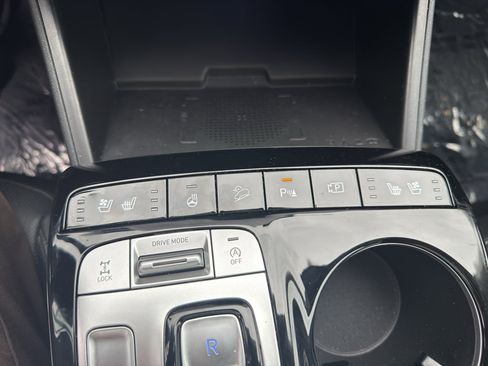 Certified 2023 Hyundai Tucson Limited AWD/4WD image 15