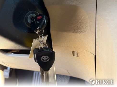 Used 2009 Toyota Venza AWD image 30