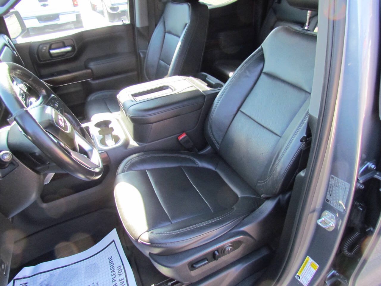Used 2019 GMC Sierra 1500 SLT w/ SLT Premium Plus Package AWD/4WD image 10