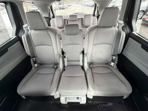 Used 2020 Honda Odyssey EX image 13
