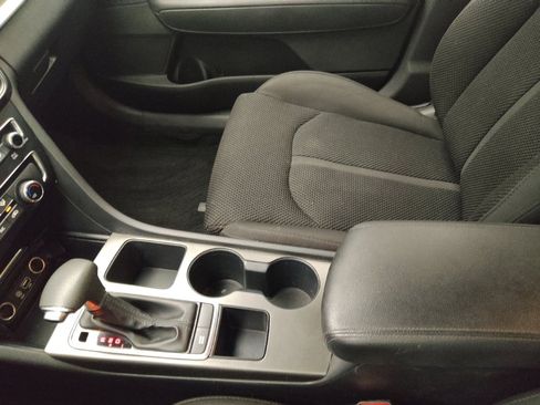 Used 2019 Kia Optima LX w/ LX 17" Wheel Package FWD image 26