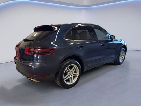 Used 2017 Porsche Macan AWD/4WD image 6