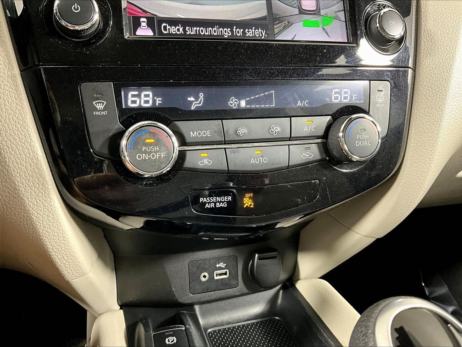 Certified 2022 Nissan Rogue Sport SL w/ Premium Package AWD/4WD image 15