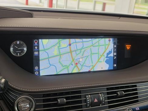 Used 2020 Lexus LS 500 w/ Interior Upgrade Package RWD image 13