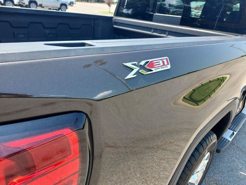 Certified 2021 GMC Sierra 1500 SLT w/ SLT Premium Plus Package AWD/4WD image 6