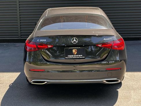 Used 2022 Mercedes-Benz C 300 4MATIC Sedan image 4