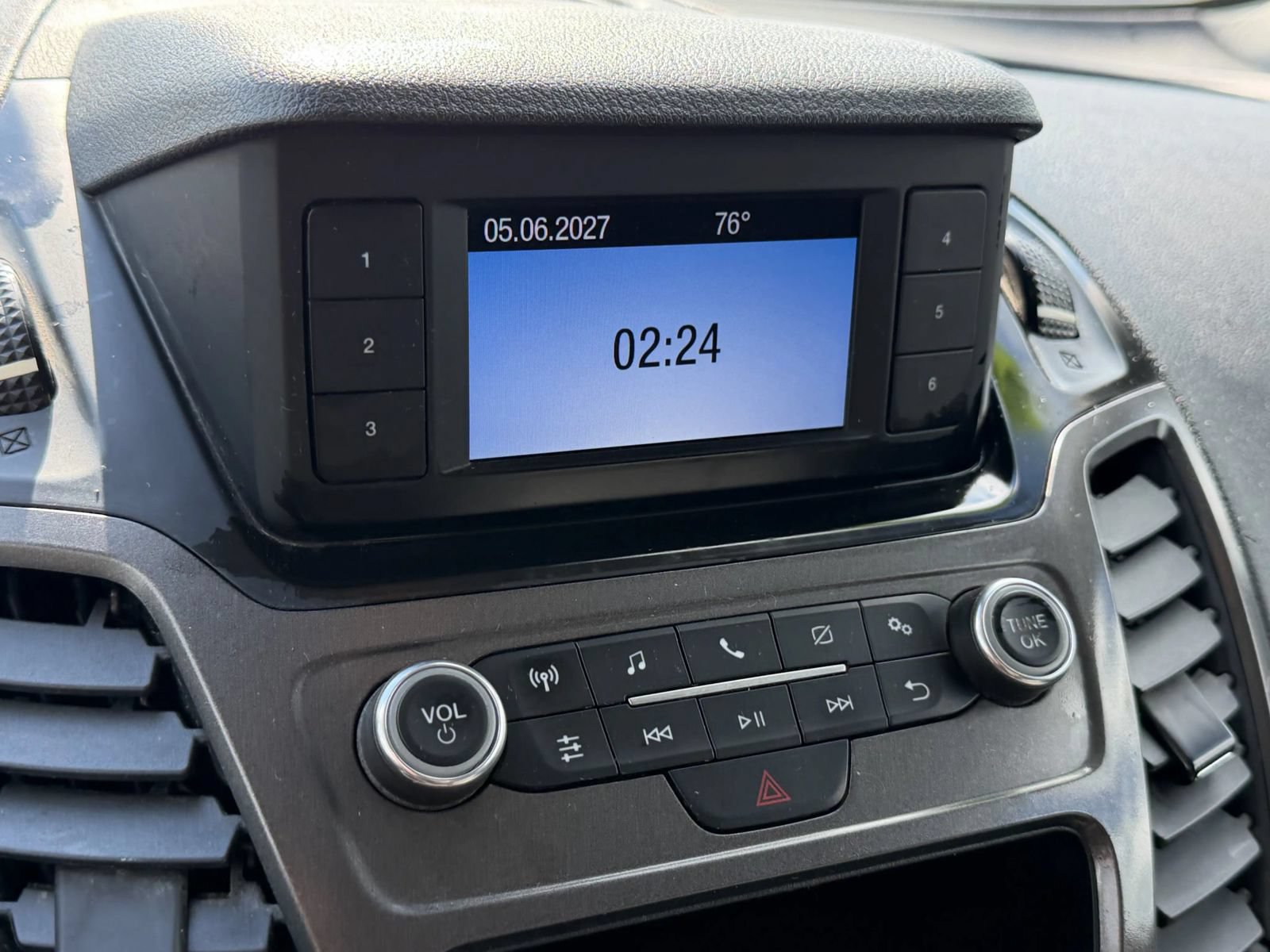 Used 2019 Ford Transit Connect XL FWD image 15