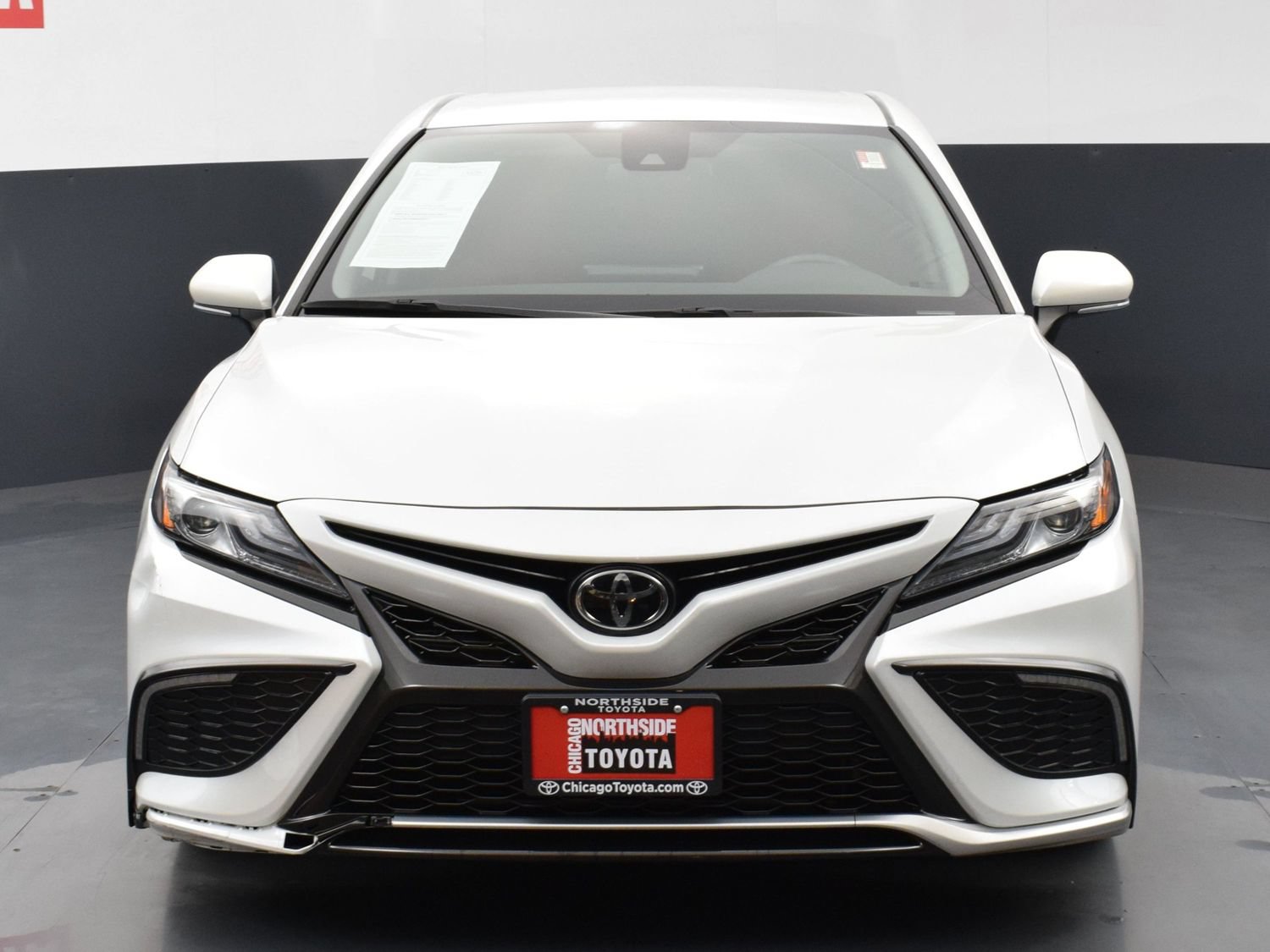Used 2023 Toyota Camry XSE FWD image 7