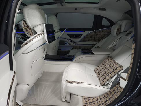 Certified 2023 Mercedes-Benz Maybach S 680 4MATIC image 32