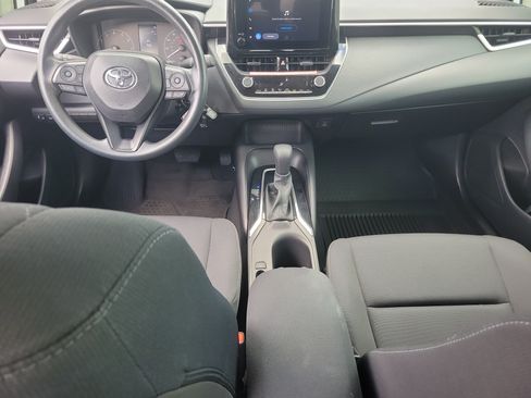 Used 2025 Toyota Corolla LE FWD image 14