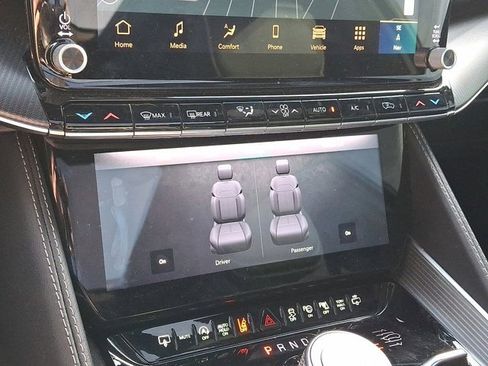 Certified 2024 Jeep Grand Wagoneer L Series II w/ Quick Order Packagew 28T image 21