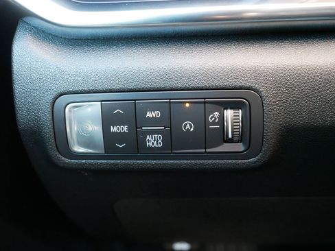 Used 2025 GMC Terrain Elevation image 26