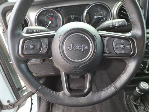 Used 2023 Jeep Wrangler Unlimited w/ Cold Weather Group AWD/4WD image 24