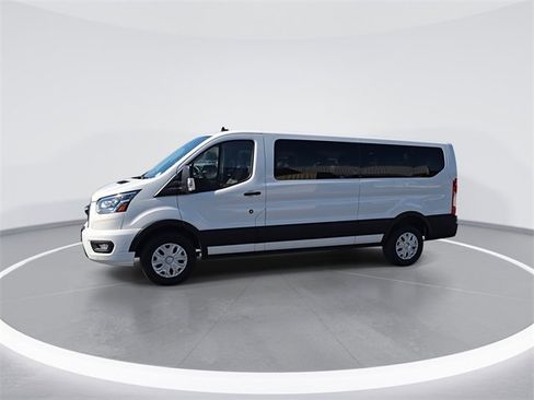 Used 2023 Ford Transit 350 XLT image 5