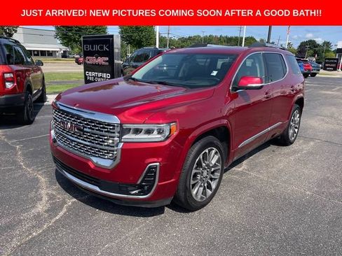 Used 2021 GMC Acadia Denali w/ Denali Ultimate Package AWD/4WD image 1