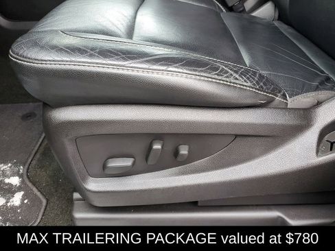 Used 2017 Chevrolet Suburban LT w/ LT Signature Package image 7