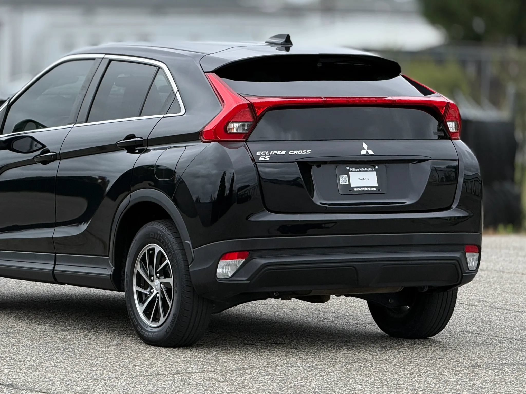Used 2020 Mitsubishi Eclipse Cross ES AWD/4WD image 16