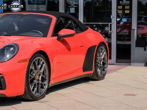 Used 2020 Porsche 911 Carrera 4S image 17