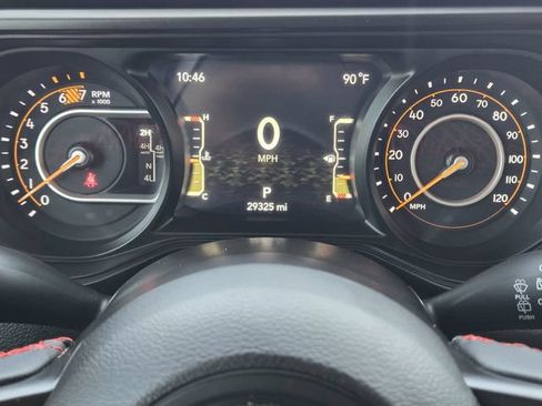 Used 2024 Jeep Wrangler Unlimited Rubicon AWD/4WD image 15