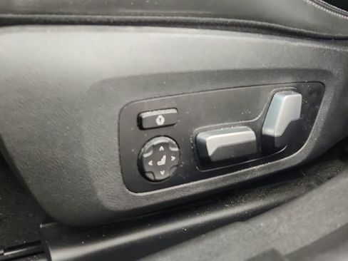 Used 2022 BMW M3 Competition image 26