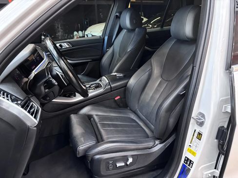 Used 2019 BMW X5 xDrive40i w/ Convenience Package AWD/4WD image 9