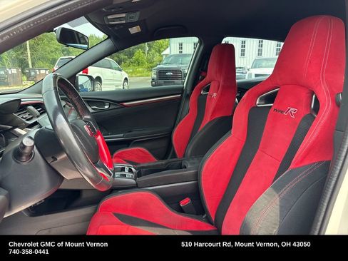 Used 2018 Honda Civic Type R image 10