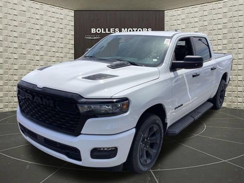 New 2026 RAM 1500 Express AWD/4WD image 4