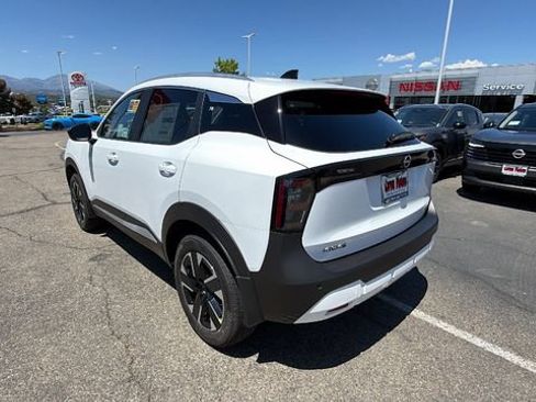 New 2026 Nissan Kicks SV AWD/4WD image 6