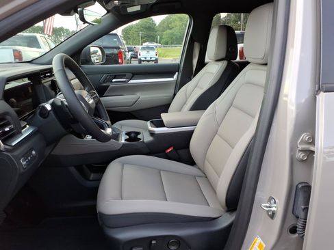 New 2026 GMC Terrain Elevation w/ Elevation Premium Package FWD image 19