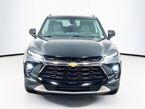 Used 2024 Chevrolet Blazer LT w/ Convenience Package image 2