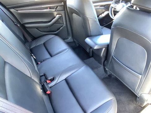 Used 2022 MAZDA MAZDA3 s image 14