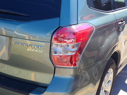 Used 2016 Subaru Forester 2.5i Premium w/ Popular Package #2 image 10