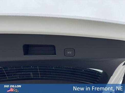 New 2026 GMC Acadia Elevation w/ Elevation Premium Package image 19