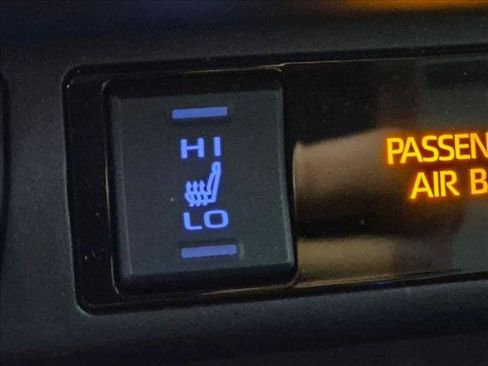 Certified 2021 Toyota RAV4 XLE Premium FWD image 19