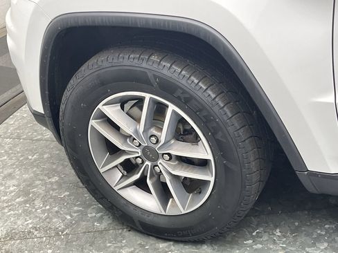 Used 2020 Jeep Grand Cherokee Limited image 34