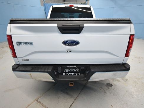 Used 2015 Ford F150 XLT w/ Trailer Tow Package image 31