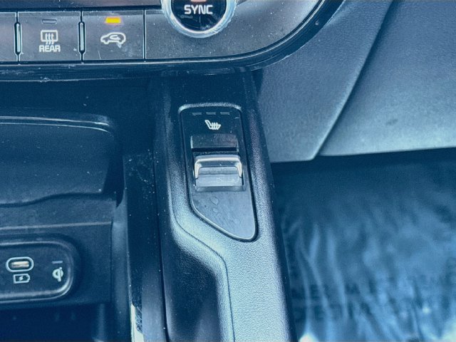 Used 2024 Kia Telluride S FWD image 20