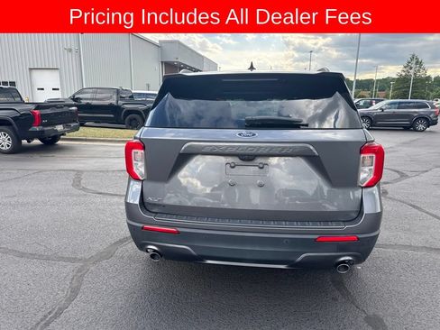Used 2022 Ford Explorer XLT w/ Equipment Group 202A RWD image 5