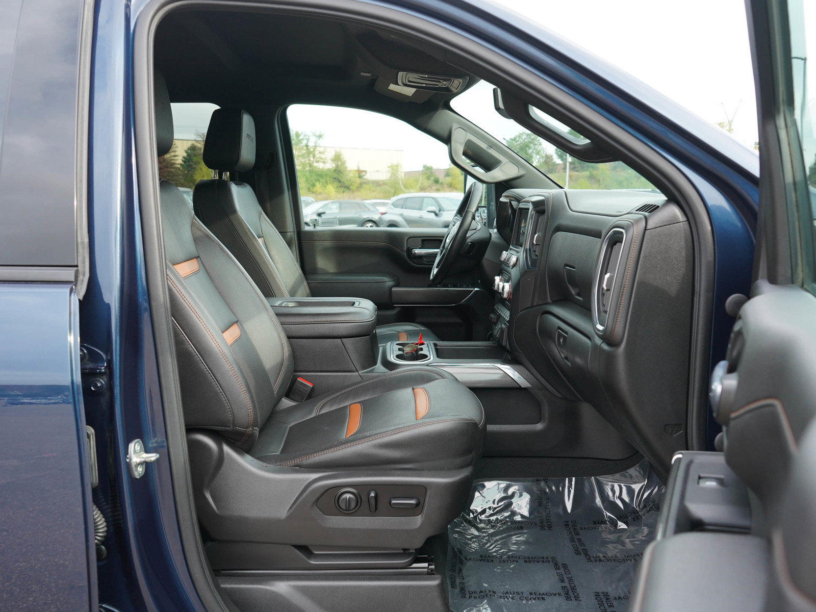 Used 2022 GMC Sierra 2500 AT4 w/ Gooseneck/5TH Wheel Package AWD/4WD image 10
